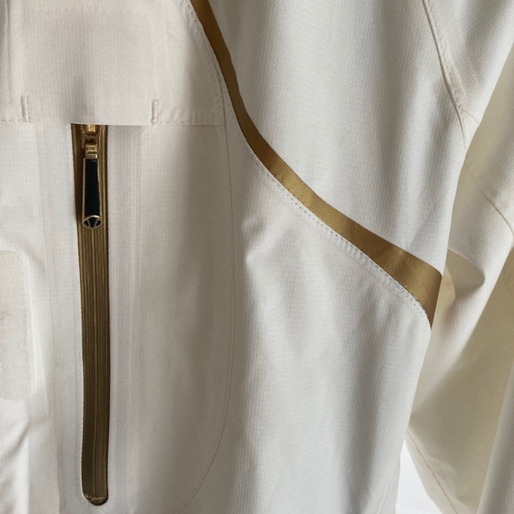 Sunice Gortex Rain Jacket - Picture 4 of 13